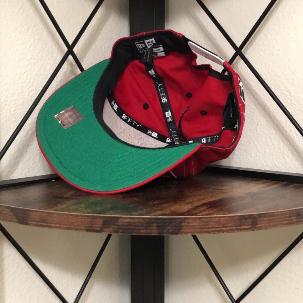 New Era Unisex Miami Heats Red Snapback Cap - Picture 5 of 7